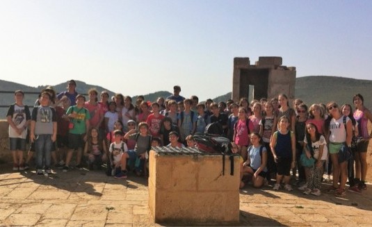 colegio visitando la isla de cabrera