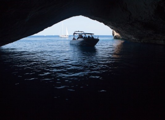 cueva azul isla de cabrera